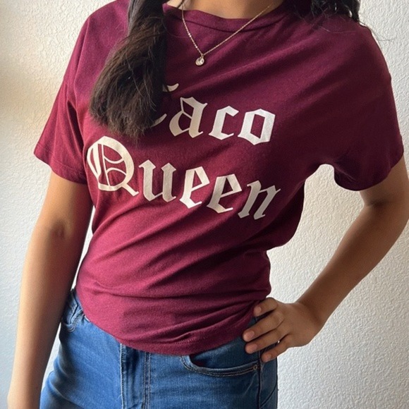 Rock Rose Couture Taco Queen T-Shirt Small Burgundy Red Graphic Tee‎ Women's NWT - Picture 2 of 9